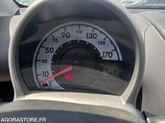2008-citroen-c1-1470255-48340643