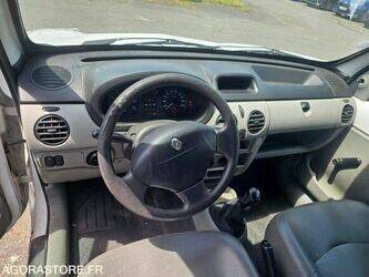 renault-kangoo-1470259-48340809