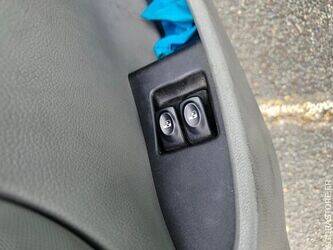 2008-renault-kangoo-1470262-48340947