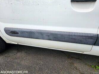 2008-renault-kangoo-1470262-48340970