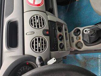 2008-renault-kangoo-1470262-48340975