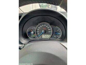 toyota-yaris-1470263-48340991