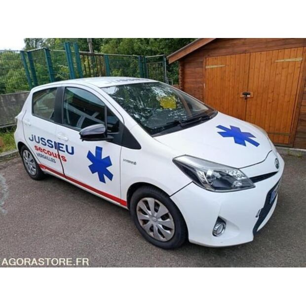 تويوتا Yaris-48340997