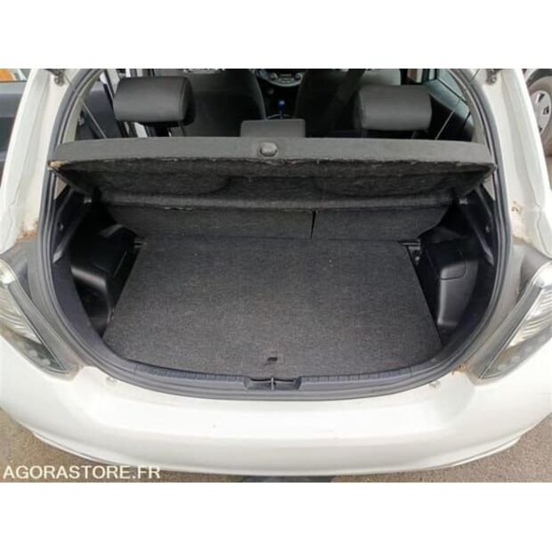 تويوتا Yaris-48341000