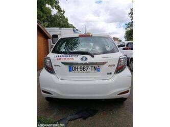 toyota-yaris-1470263-48341002