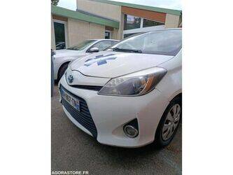toyota-yaris-1470263-48341003