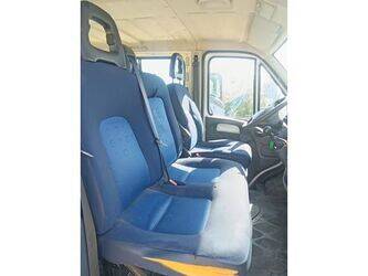 peugeot-boxer-1470286-48341777