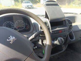 peugeot-boxer-1470286-48341780