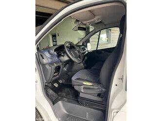 opel-vivaro-1470289-48341817