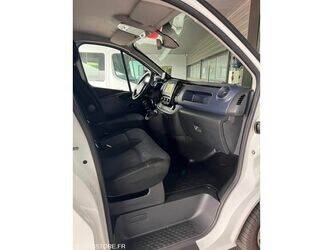 opel-vivaro-1470289-48341818