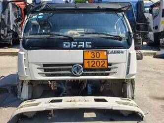 صورة ل أخرى Spare parts-Cab parts-Cabin دي إف أيه سي مستعملة