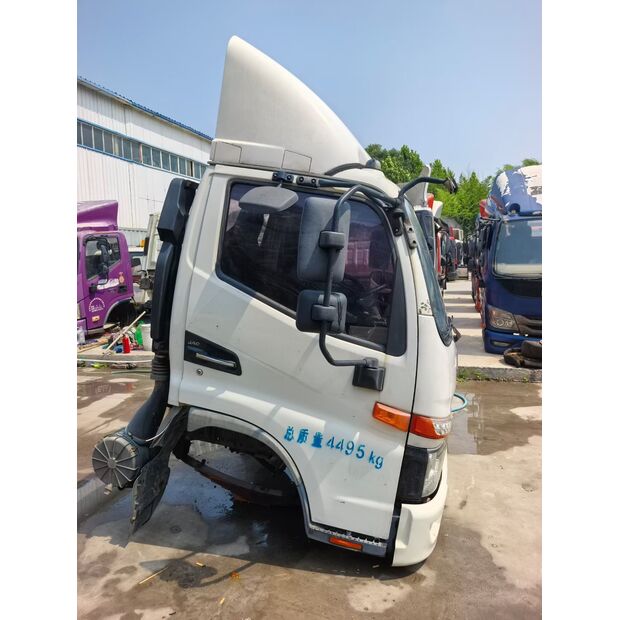 Spare parts-Cab parts-Cabin جاك مستعملة-48344304