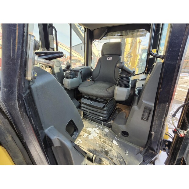 2021 Caterpillar D5K2-48346027