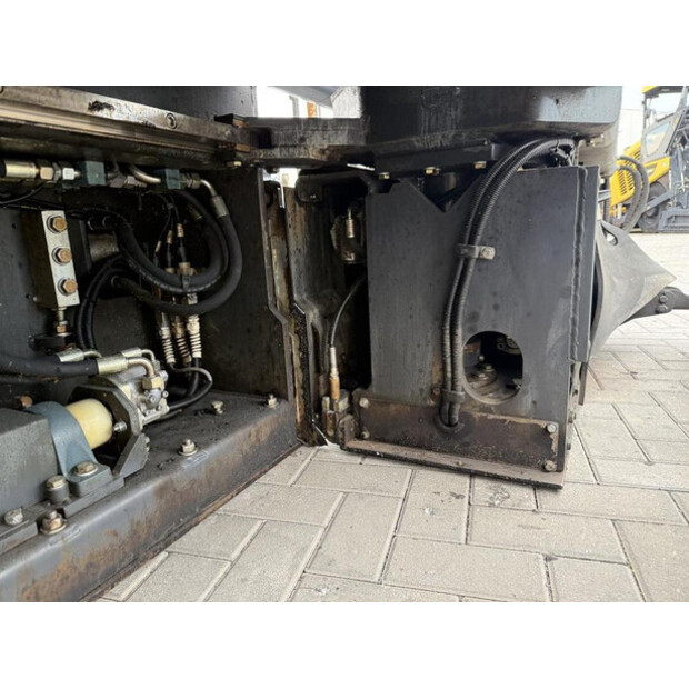 2016 بوماج BF 600P-2-48346165