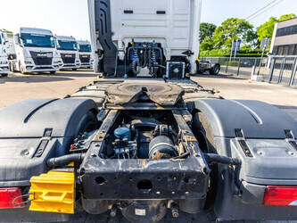 2020-man-tgx-18-470-1470340-48347268