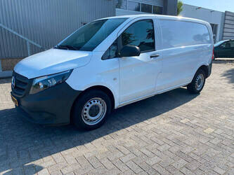 2018-mercedes-benz-vito-109-cdi-48347473