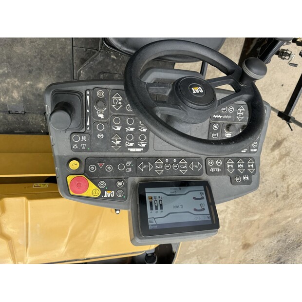 2023 Caterpillar AP555F-48347883