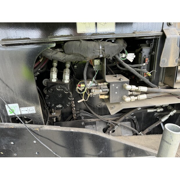 2023 Caterpillar AP555F-48347895