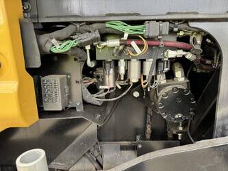 2023-caterpillar-ap555f-48347897