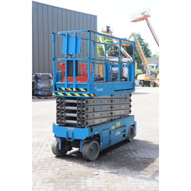 2007 Genie GS-3232-48348289