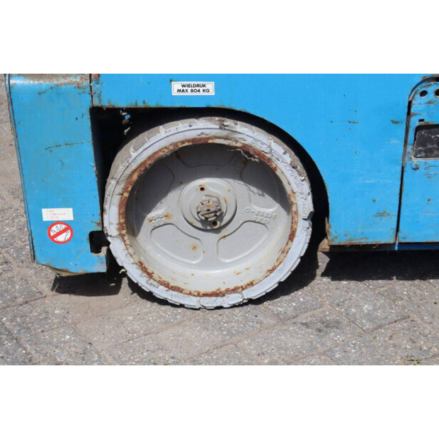2007 Genie GS-3232-48348295