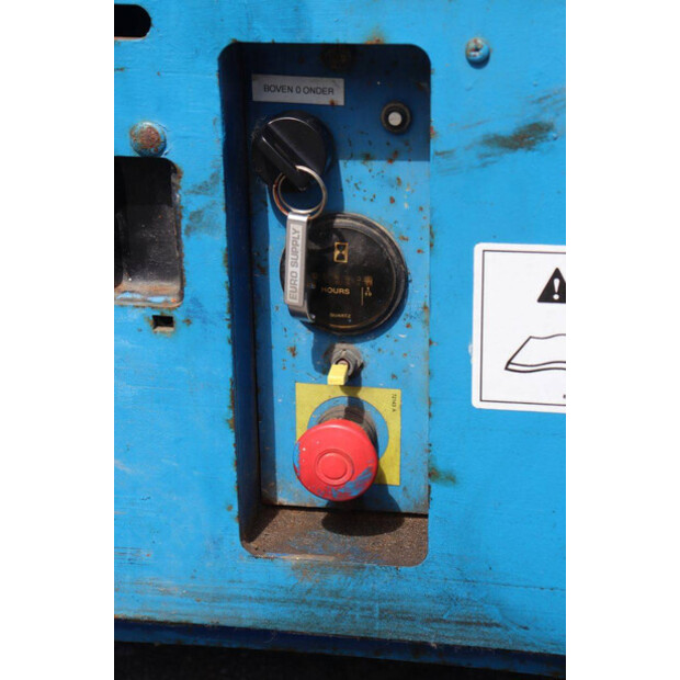 2007 Genie GS-3232-48348297