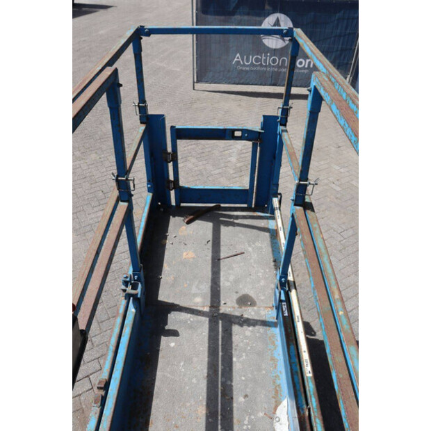 2007 Genie GS-3232-48348302