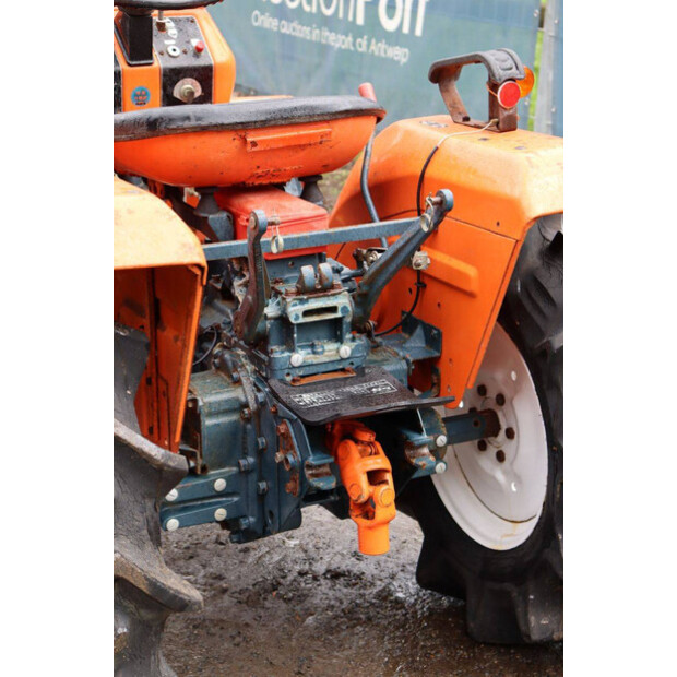 KUBOTA B1402DT-48348781