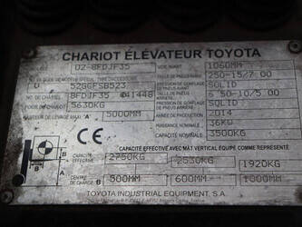 2014-toyota-02-8fdjf35-1470413-48349786