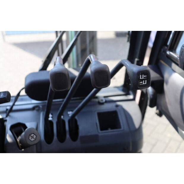 2010 NISSAN U1D2A20LQ-48350495