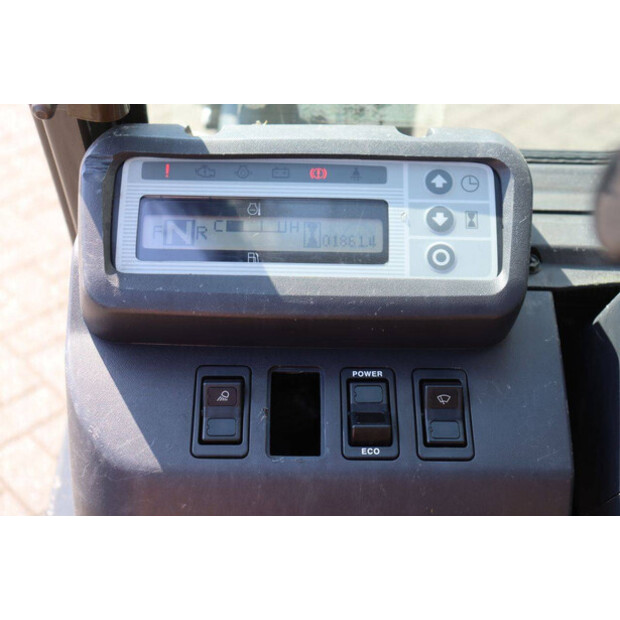 2010 NISSAN U1D2A20LQ-48350496