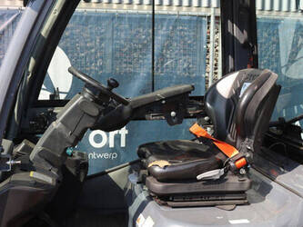 2012-toyota-028fgf25-48350521
