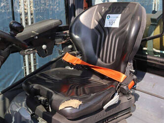 2012-toyota-028fgf25-48350522