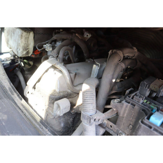 2012 Toyota 028FGF25-48350531