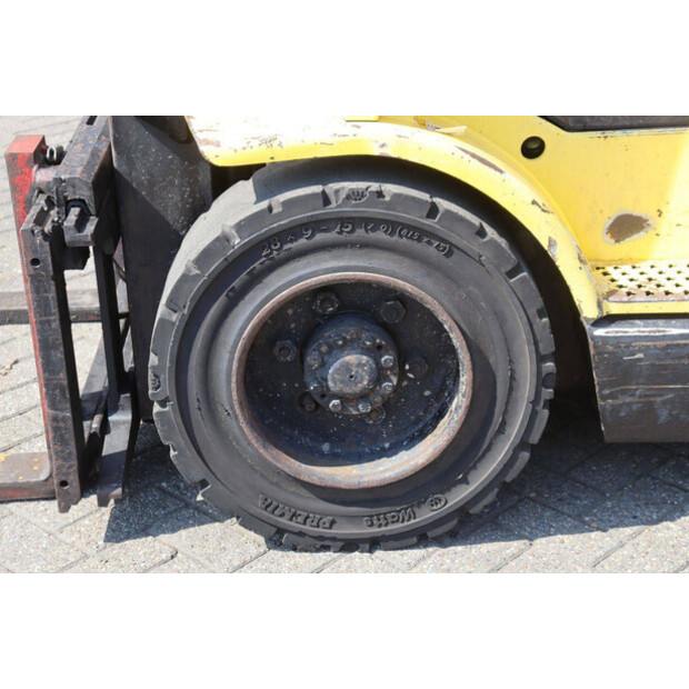 1997 Hyster H3.00XM-48350649