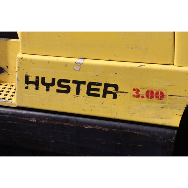 1997 Hyster H3.00XM-48350651