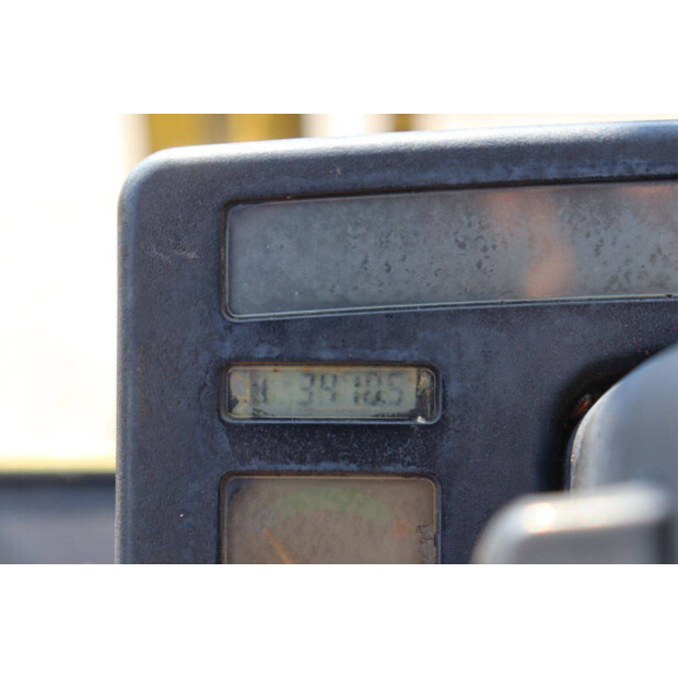 1997 Hyster H3.00XM-48350663