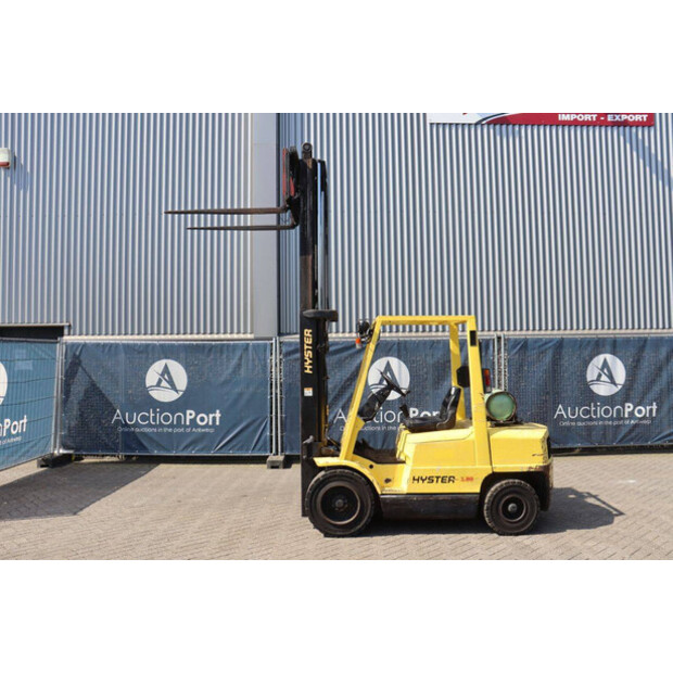 1997 Hyster H3.00XM-48350664