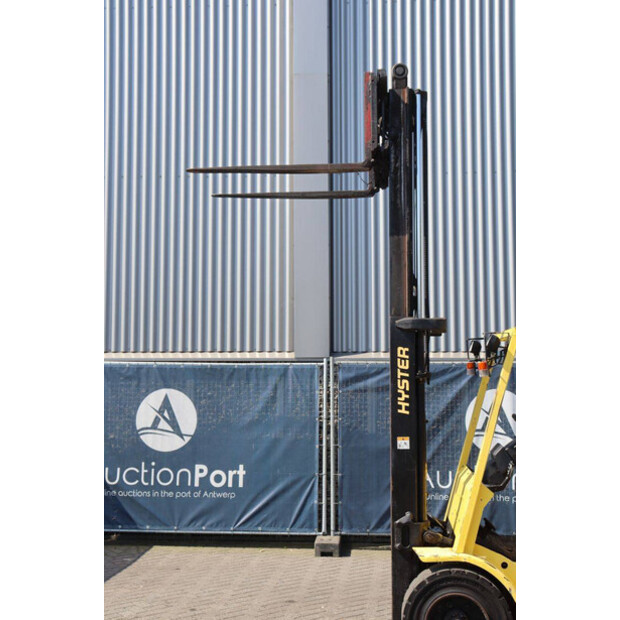 1997 Hyster H3.00XM-48350665