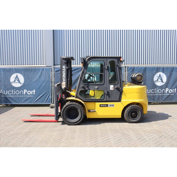 2013 Hyundai 45L-7A-48350669