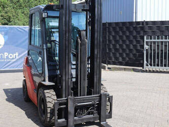 2010-toyota-02-8fdf25-1470441-48350712