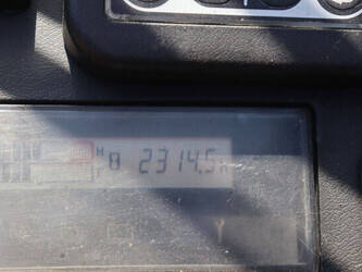 2010-toyota-02-8fdf25-1470441-48350733