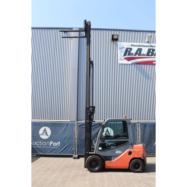 2010 تويوتا 02-8FDF25-48350737