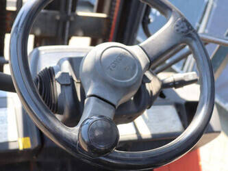 2007-toyota-42-7fgf25-1470445-48350865