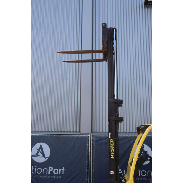 2007 يال GLP30VX-48351230