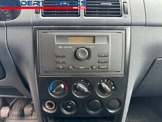 2009-ford-connect-1248089-48351375