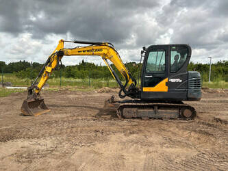 2016-new-holland-e57c-48351485