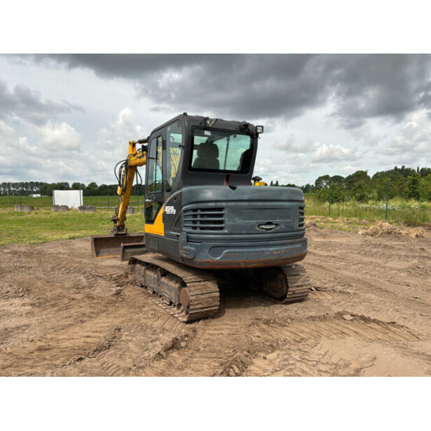 2016 New Holland E57C-48351491