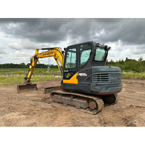 2016 New Holland E57C-48351492