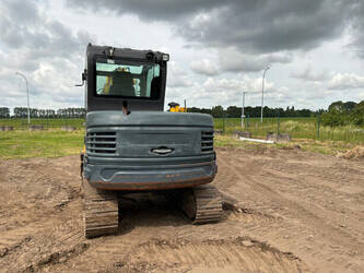2016-new-holland-e57c-48351493